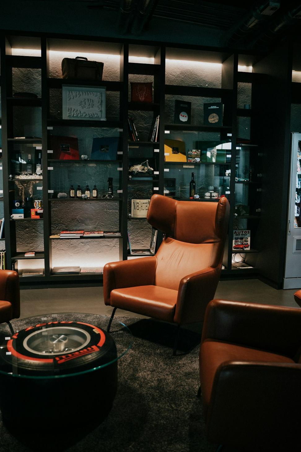 Noctyrianverse Auto Repair Shop