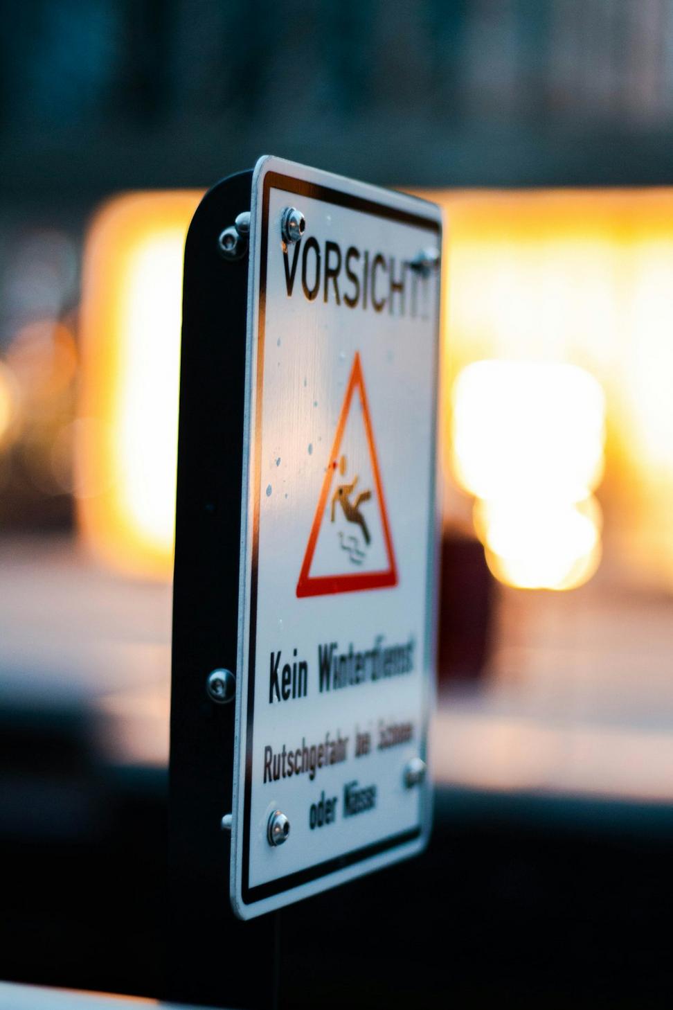 Hybrid system warning lights